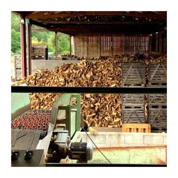 Kubikmeter Holzscheite